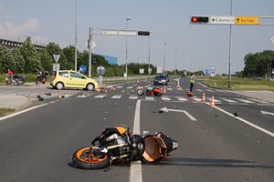 Slika Fotografije/Opcenite fotografije/Prometne nesrece/prometna-motocikl_22052011.jpg